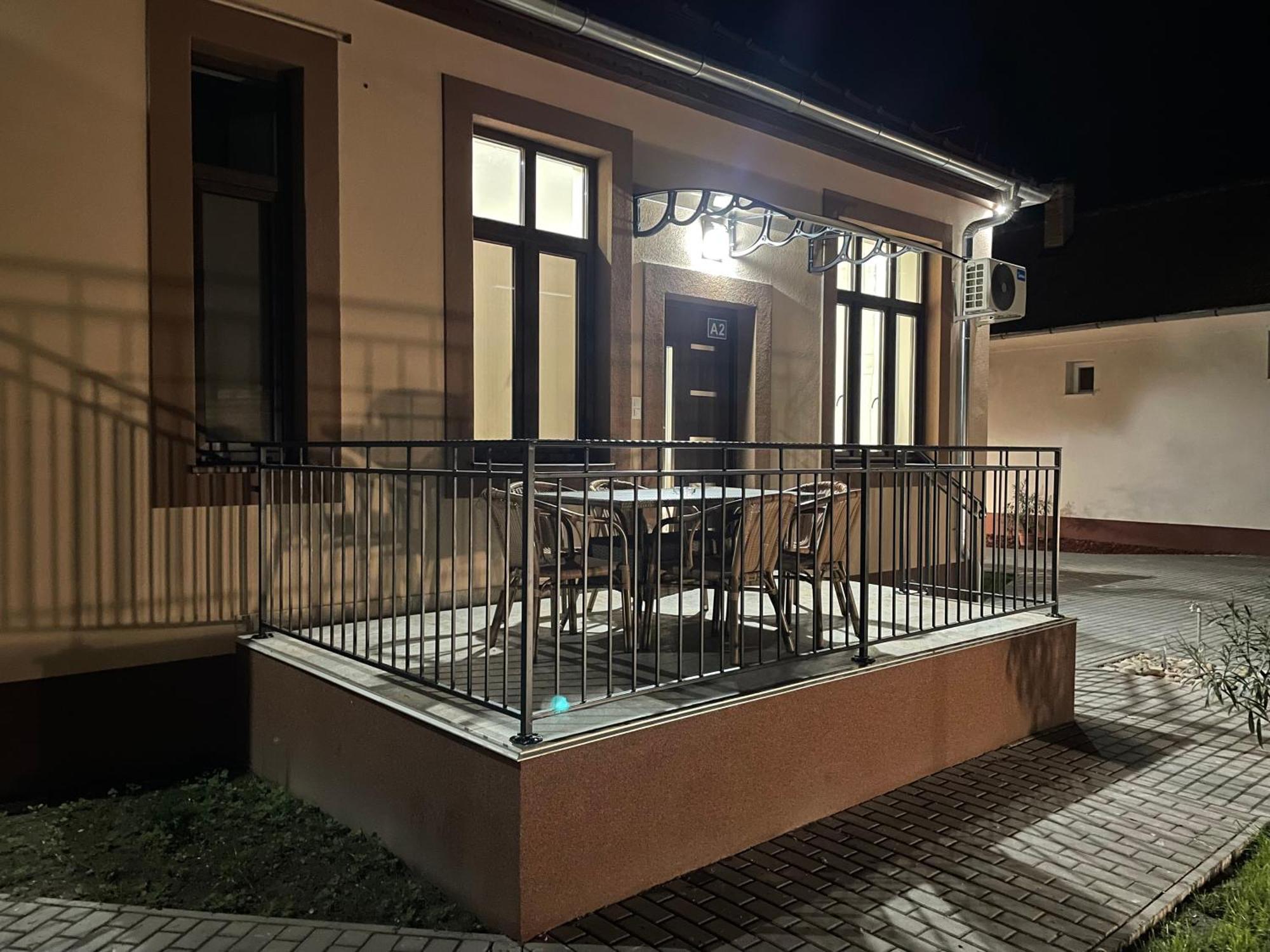 Kovacs Apartmanhaz Kiskunhalas Cameră foto